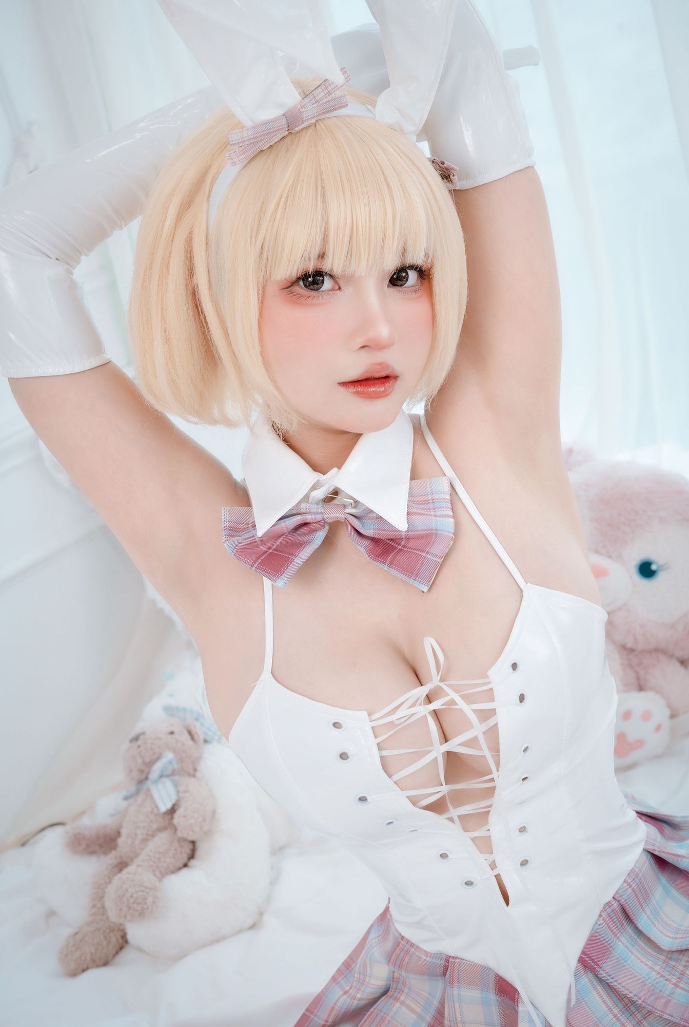 No.088 – White Bunny Girl [20P]-cos王者