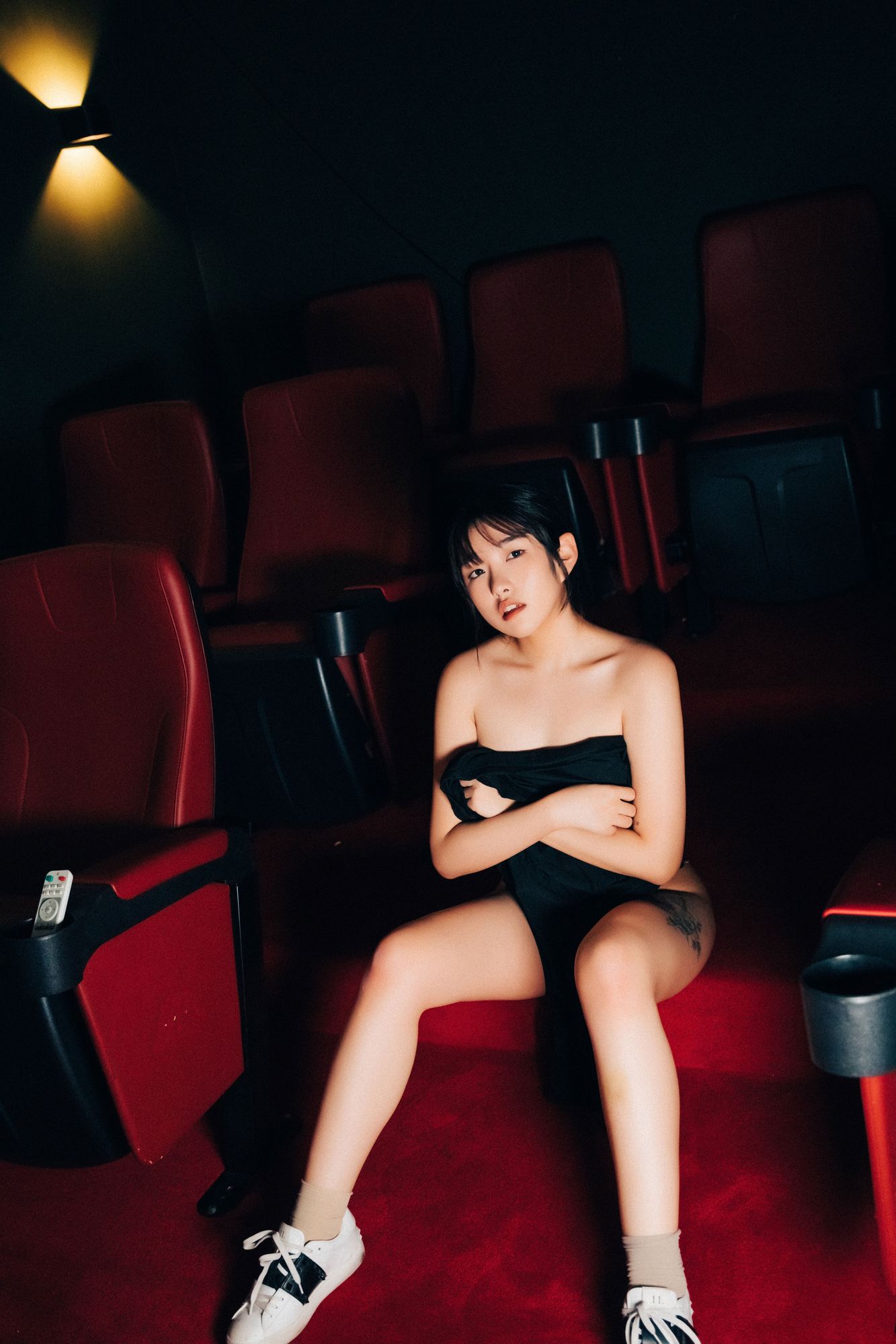 图片[3]-No.034-[Loozy] Cinema Girl [80P]-cos王者