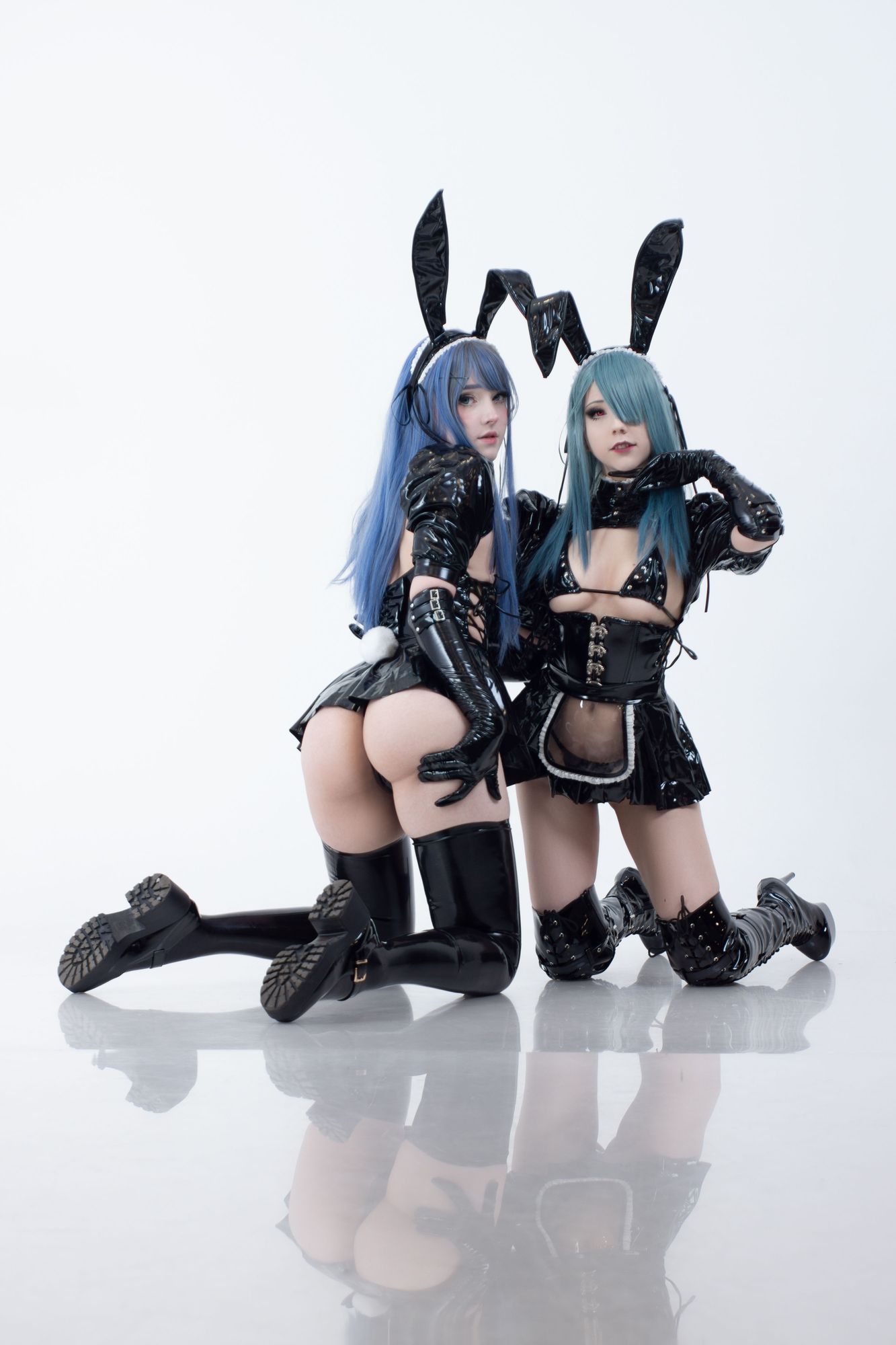 No.011-Latex Bunny Twins [57P 10V]-cos王者